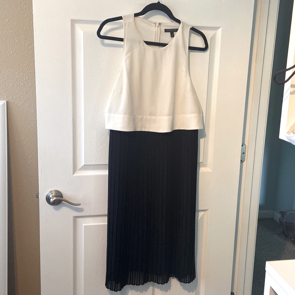 Banana Republic Factory Black and White Midi Dress
